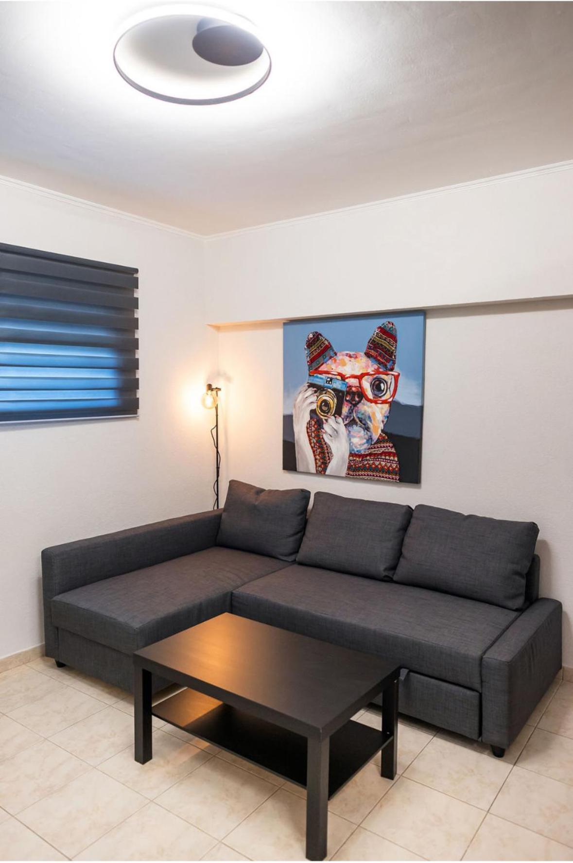 Bk Apartment Semi-Basement Néa Khilí Eksteriør bilde